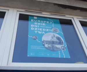 Nowy mural w Lesznie. Za wałki i pędzle chwycili uczniowie