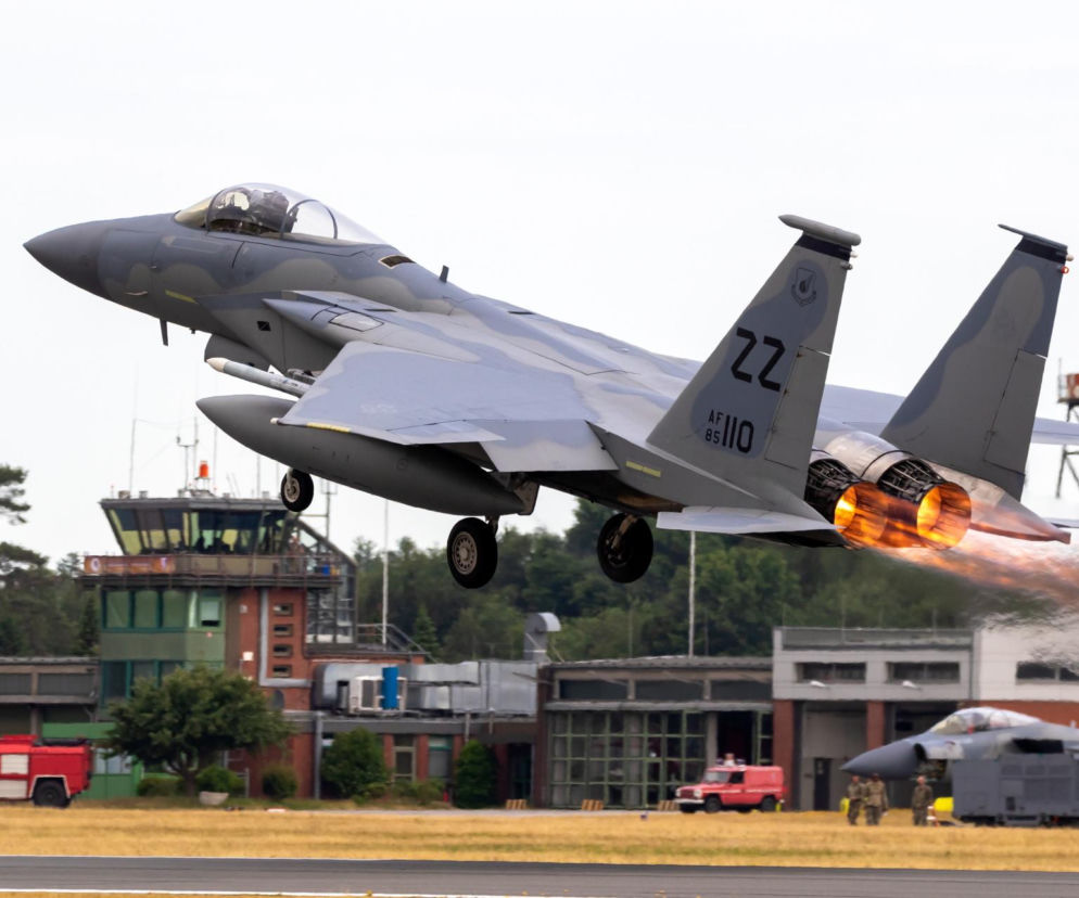 Myśliwiec USA zestrzelony nad Iranem! Trwa akcja ratownicza