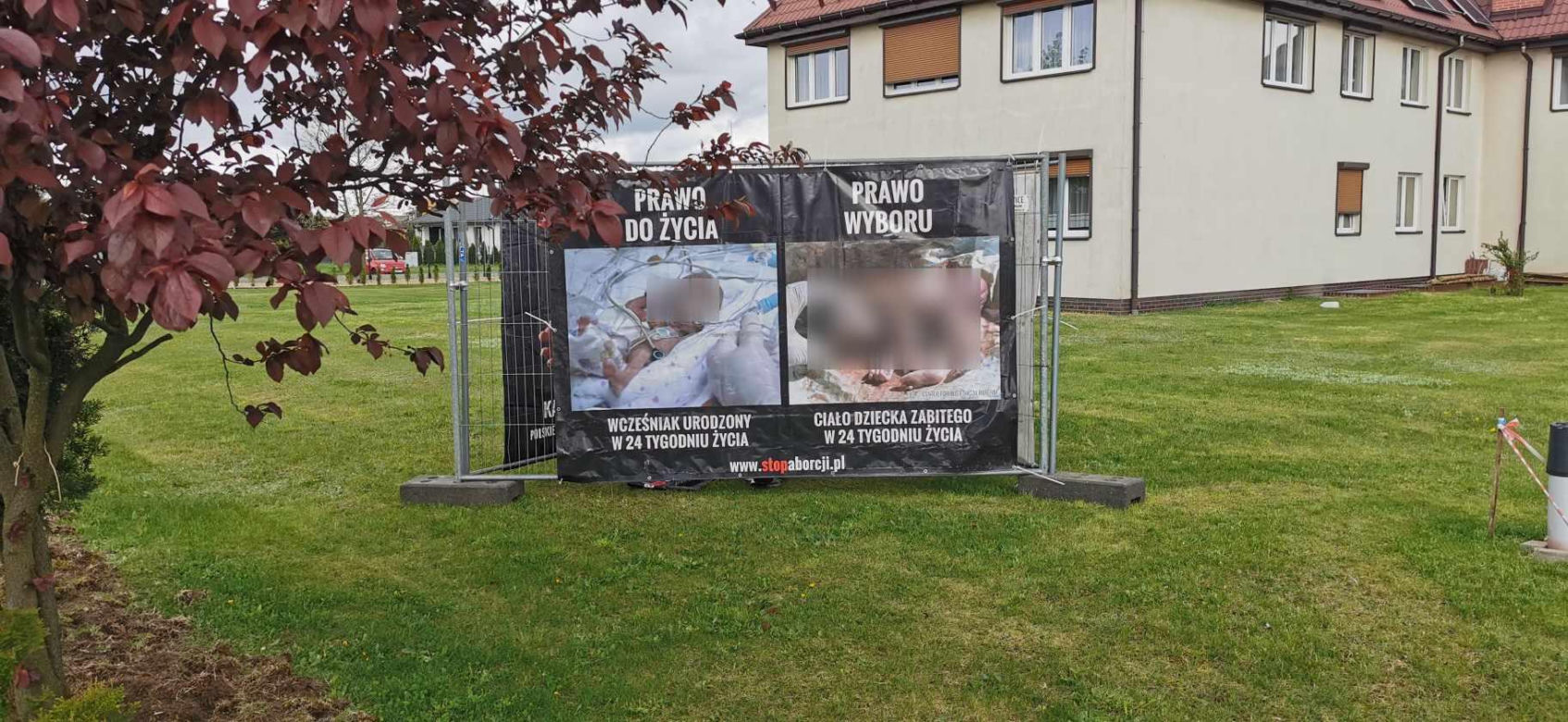 Antyaborcyjne plakaty w Koninie