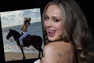 Wiktoria Gąsiewska galopuje po plaży w bikini. Miała być bajkowa scena, jest afera!