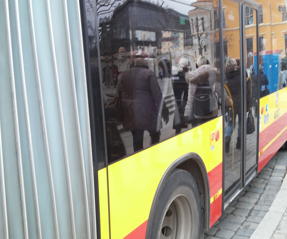Zmiany w komunikacji miejskiej we Wrocławiu już od tego weekendu