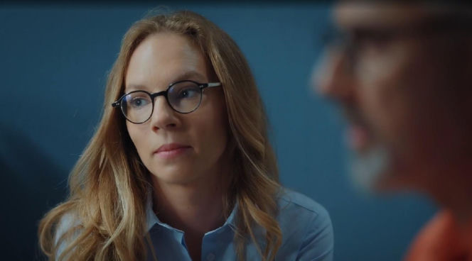 M jak miłość odc. 1900. Olek (Maurycy Popiel), Sylwia (Hanna Turnau), Adam Werner (Jacek Kopczyński)