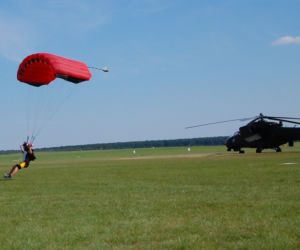 Skydive Chełm: Oderwij się od ziemi i wyskocz!