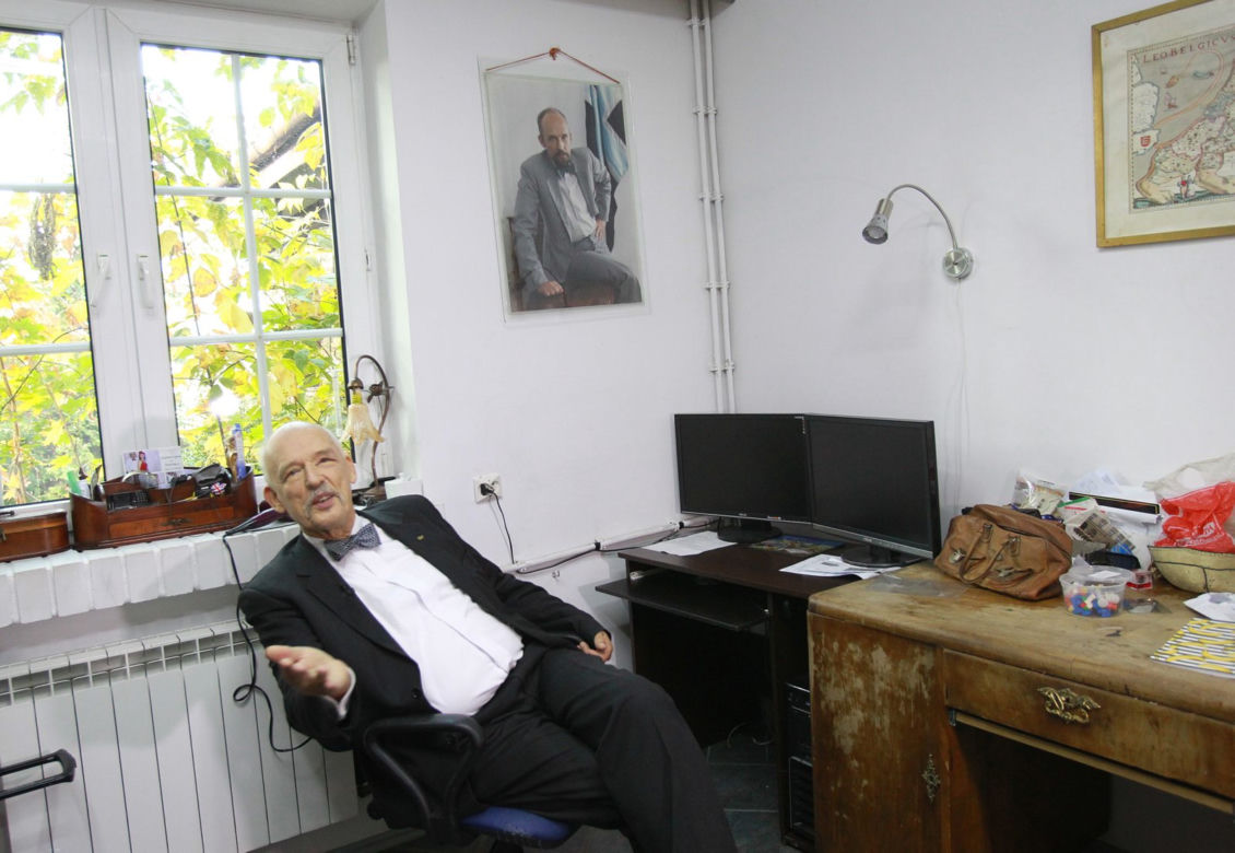 Tak mieszka Janusz Korwin-Mikke