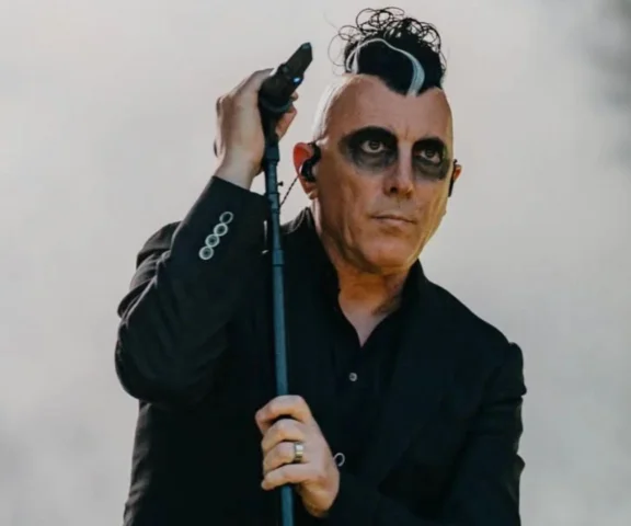 Maynard James Keenan nie zamierza iść na emeryturę. Rozwiąż problem i wracaj do pracy 