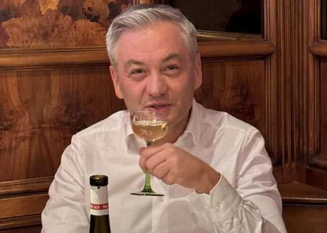 Biedroń i Śmiszek już świętują Walentynki