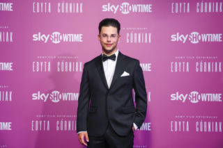 Allan Enso na premierze filmu o swojej mamie