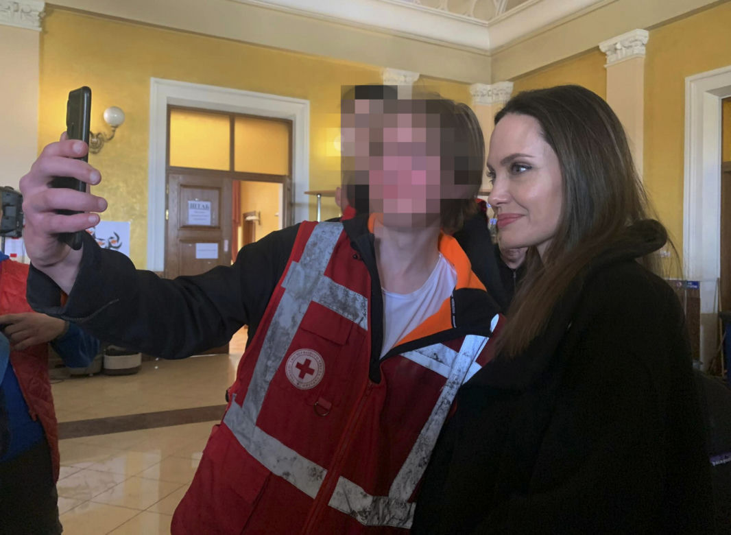 Angelina Jolie na Ukrainie