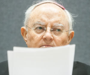 Abp Henryk Hoser nie żyje