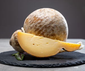  Caciocavallo podolico del Gargano