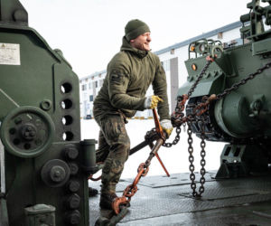 Siła ognia 1. Warszawskiej Brygady Pancernej. Przygotowanie do pierwszego strzelanie z armatohaubic K9