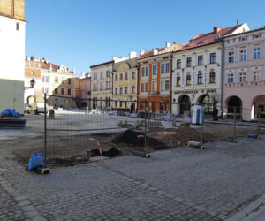 Pracom drogowców sprzyja pogoda