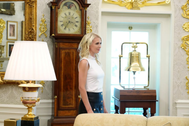 Plotkują o romansie Trumpa z młodą blondynką! Asystentka na celowniku