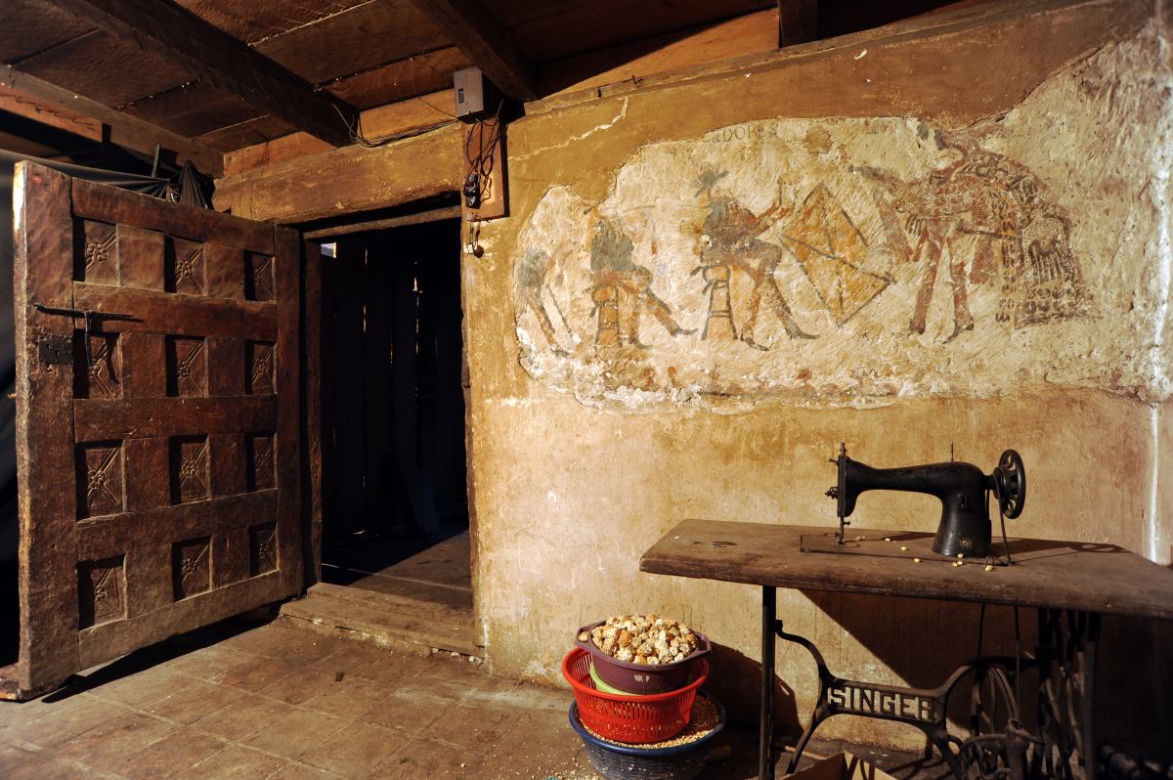 Krakowscy archeolodzy z UJ uratowali malowidła Majów z okresu kolonialnego