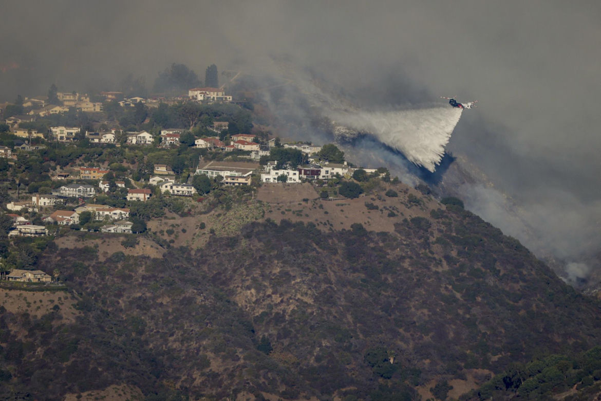  Piekło nad Los Angeles. Samoloty gaśnicze nie mogą latać. Sytuacja krytyczna!
