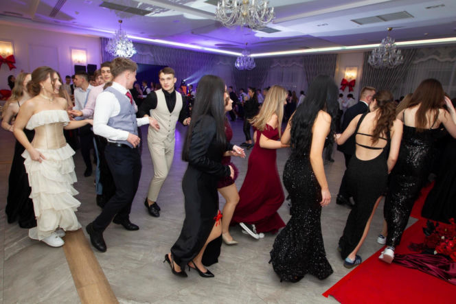 Studniówka 2026 w I Katolickim Liceum Ogólnokształcącym w Siedlcach