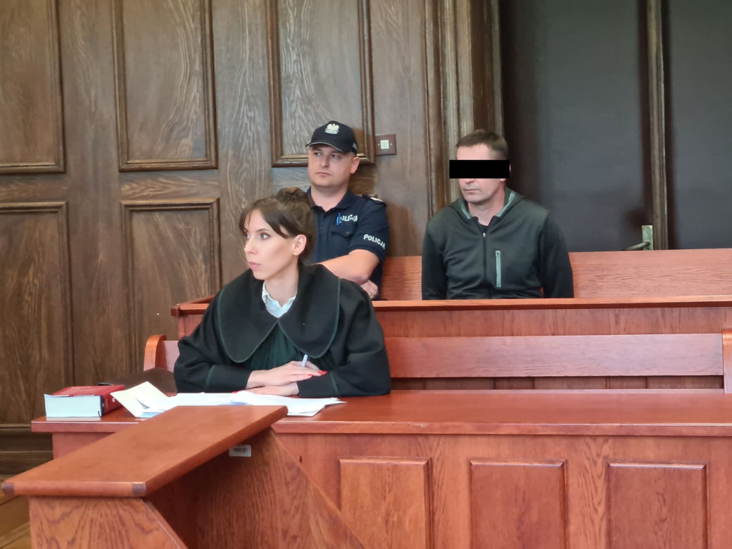 Leżajsk: tasakiem odciął  Maksowi dłoń. Proces Marka T. [GALERIA] 