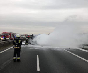 Pożar samochodu na A2 koło Poznania