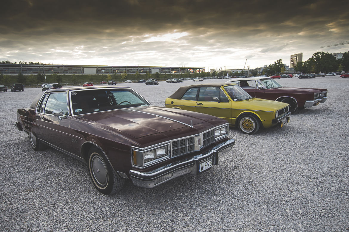 Spotkanie Youngtimer Warsaw pod PGE Narodowym