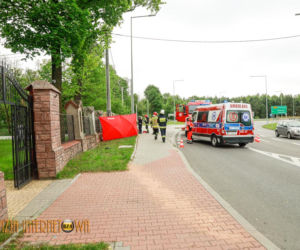 Łękawa: Młody motocyklista uderzył w kościelny płot! Zginął na miejscu! [ZDJĘCIA] 