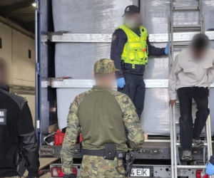 Ciężarówka pełna migrantów zatrzymana w Budzisku. 50-latek aresztowany