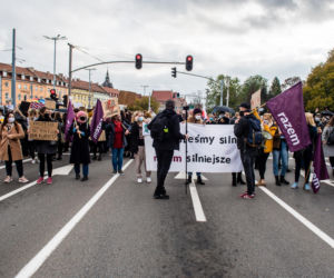 Strajk Kobiet: Protest w Gdańsku! Policja użyła gazu. 4 osoby zatrzymane [ZDJĘCIA]