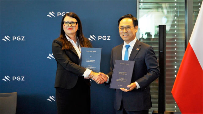 4 umowy wykonawcze Bumar-Łabędy