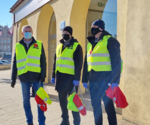 W walentynki policja przypomina, że kochać musimy się też na drodze