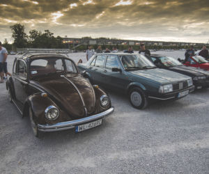 Spotkanie Youngtimer Warsaw pod PGE Narodowym
