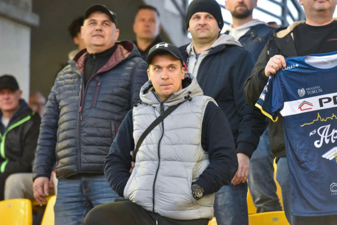 PRES Grupa Dewloperska Toruń - Abramczyk Polonia Bydgoszcz, zdjęcia kibiców i zawodników z pożegnania Adriana Miedzińskiego