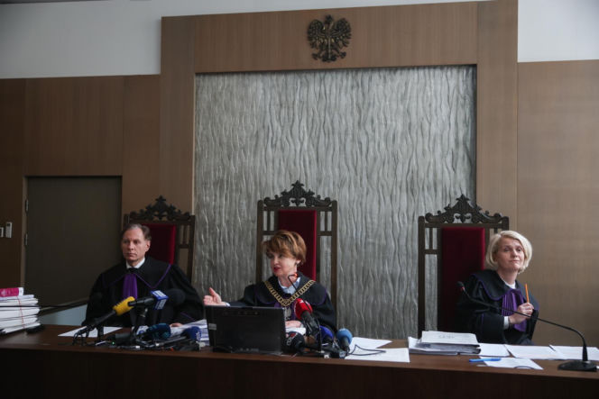 Nierówne traktowanie kierowców. Sąd uchylił kluczowe zapisy krakowskiej Strefy Czystego Transportu