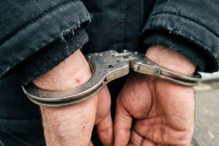 Zabrali mu auto sprzed nosa. Mieszkaniec Żor myślał, że to złom, a trafił do aresztu