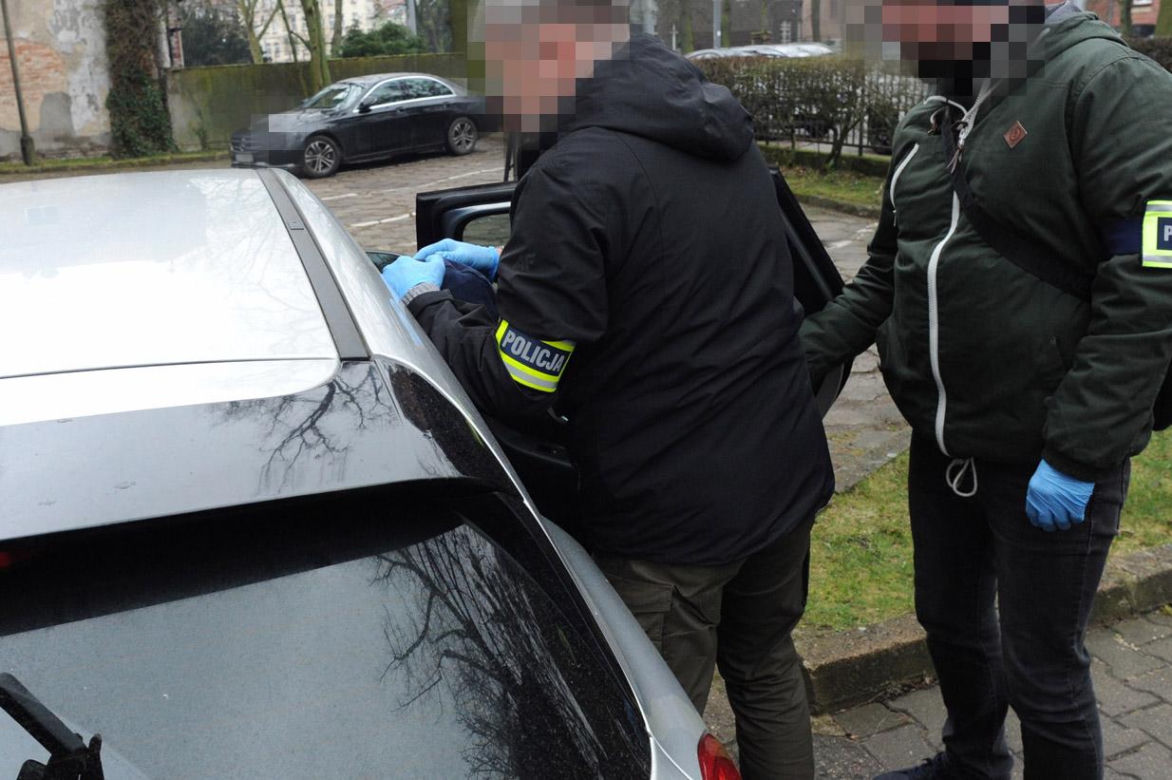  Wjechał w grupę ludzi, 20 osób trafiło do szpitala. Sprawca jest przesłuchiwany. Usłyszy wkrótce zarzuty