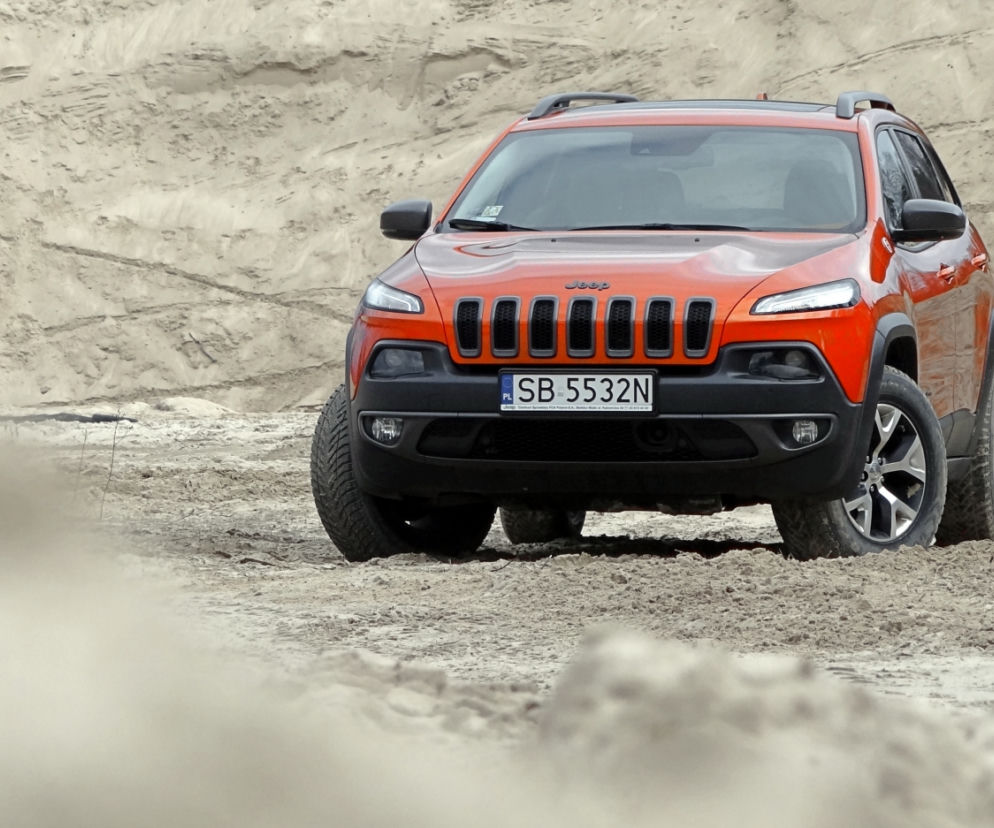 Jeep Cherokee Trailhawk V6 3.2 AT9 4x4