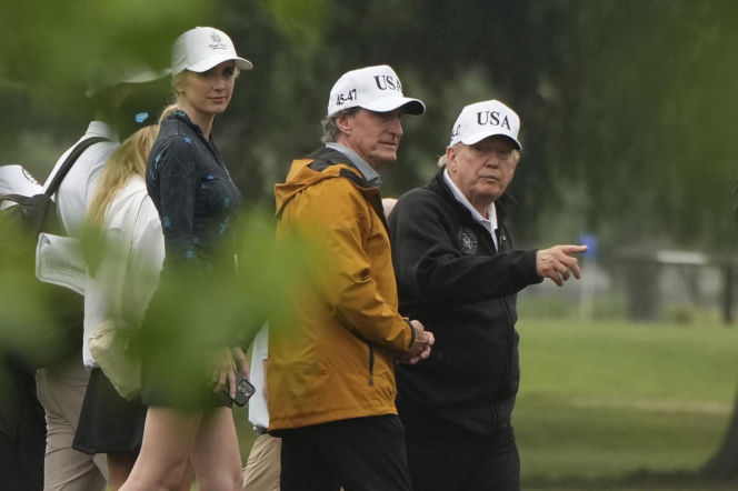 Plotkują o romansie Trumpa z młodą blondynką! Asystentka na celowniku