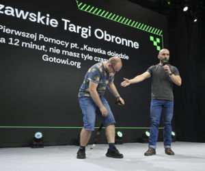 Warszawskie Targi Obronne. Scena Biała Blok z Pierwszej Pomocy pt. „Karetka dojedzie za 12 minut, nie masz tyle czasu”