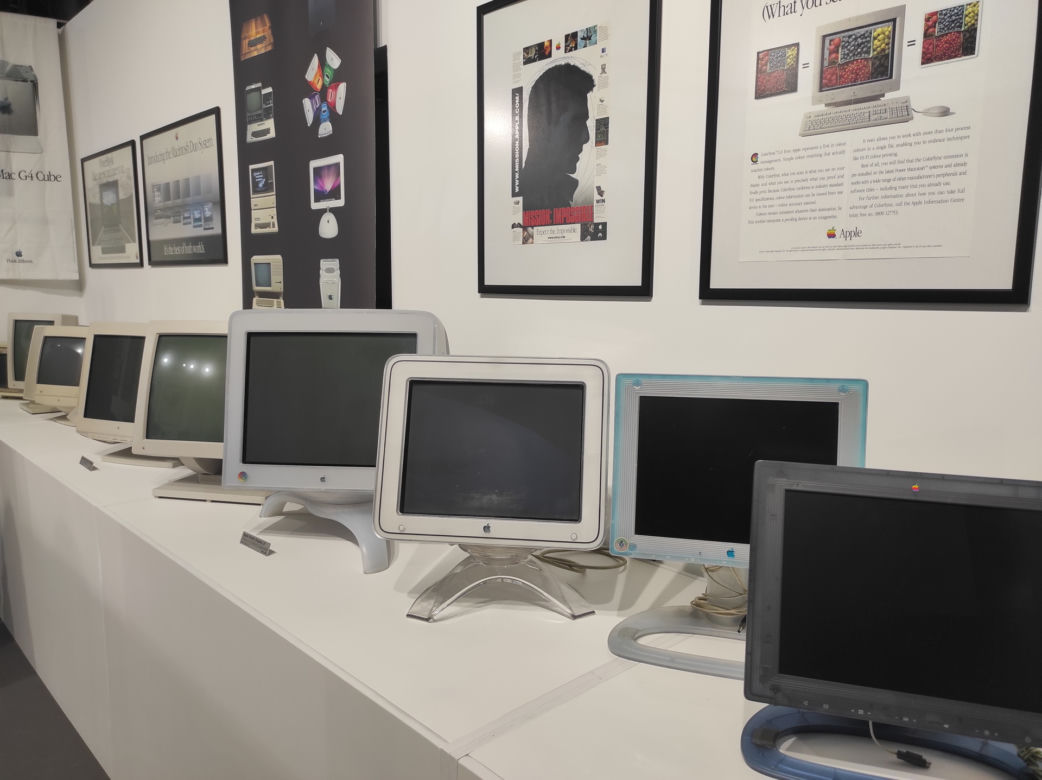To jedyne takie muzeum w Polsce. Eksponaty Apple w Fabryce Norblina