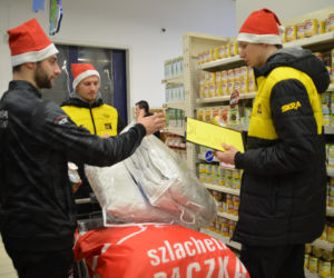 Siatkarscy mistrzowie świata ruszyli na niecodzienne zakupy! Zobacz CO WRZUCILI do koszyka 