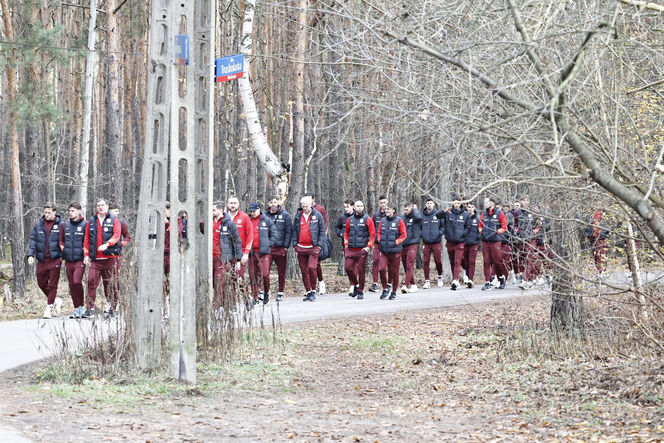 Polska - Holandia. Piłkarze poszli do lasu