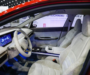 Samochód elektryczny Izera miał być produkowany w Jaworznie