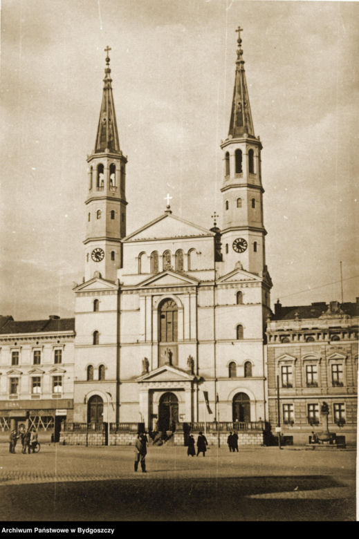 Po dwóch wieżach pozostała już tylko legenda