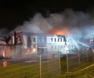Lublin: WIELKI POŻAR przy ul. Grygowej. DRAMATYCZNA akcja strażaków! Zobacz