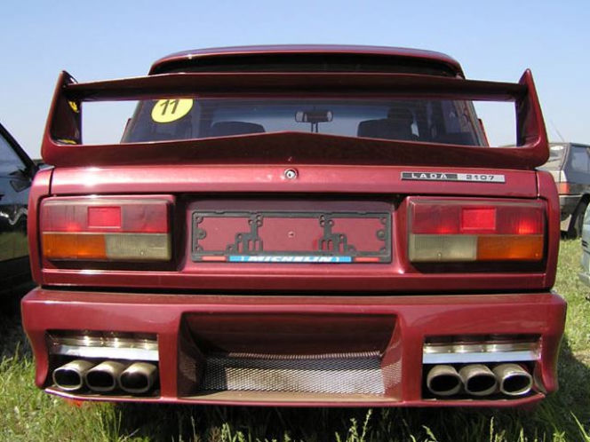Wiejski tuning - zmasakrowane auta