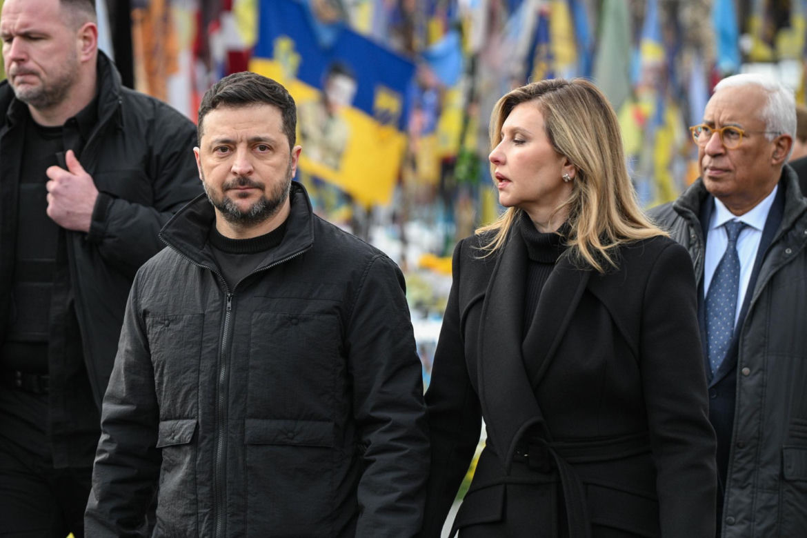 Nie da się przyzwyczaić do krwi i strachu". Czwarta rocznica wojny w Ukrainie