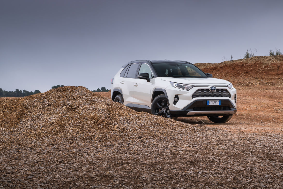 Toyota RAV4 Hybrid Selection (piąta generacja) 