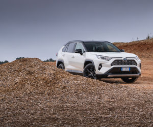 Toyota RAV4 Hybrid Selection (piąta generacja) 