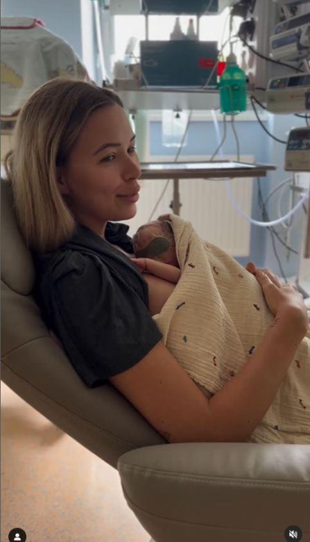 Sandra Kubicka 11 dni po porodzie wygląda jak modelka! Jak ona to robi?