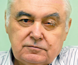 Dostał pięć lat za oblanie lekarza kwasem