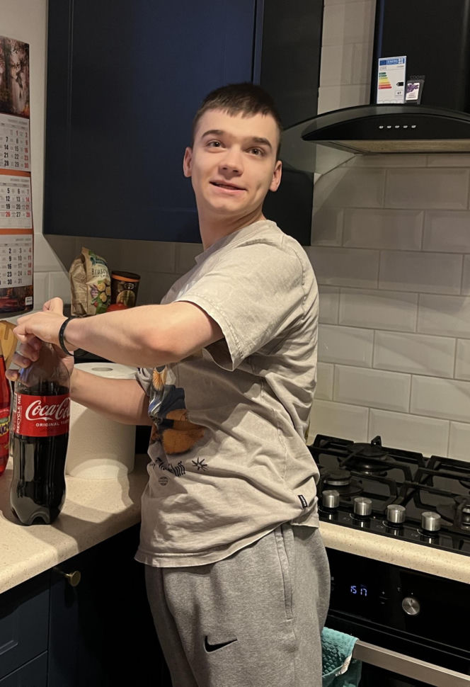 Lekarze nie dawali mu szans. 19-letni Kuba i jego mama pokazują, czym jest prawdziwa walka