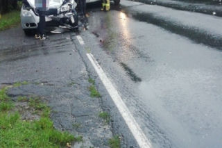 Zderzenie kilku samochodów na DK 32. Duże UTRUDNIENIA na trasie Poznań-Wolsztyn! 